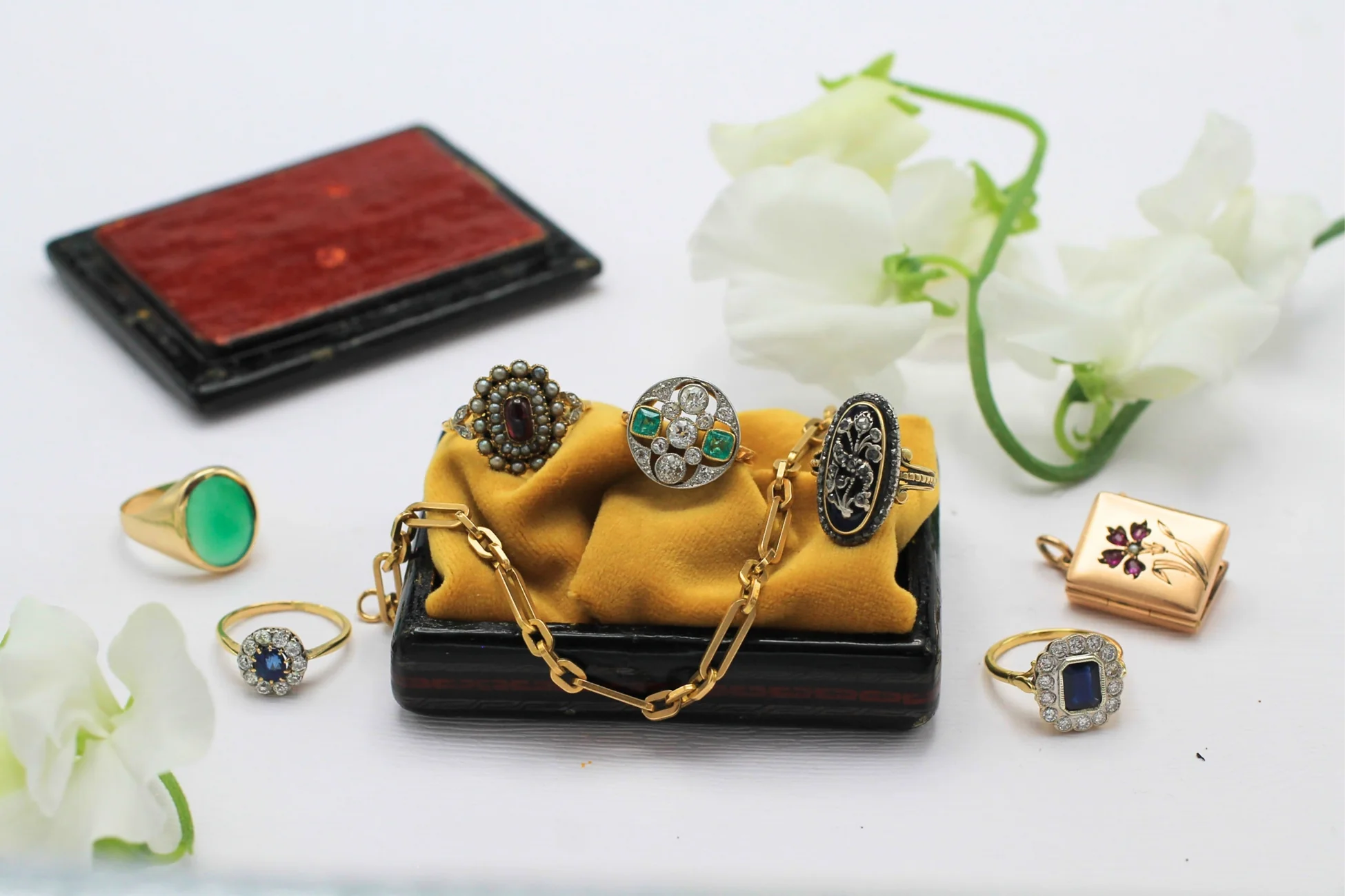 Timeless Elegance from Historic Amsterdam